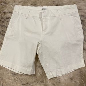 Market & Spruce White Bermuda Shorts